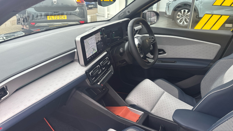 Renault 5 110kW Roland Garros + Comfort Range 52kWh 5dr Auto Electric Hatchback